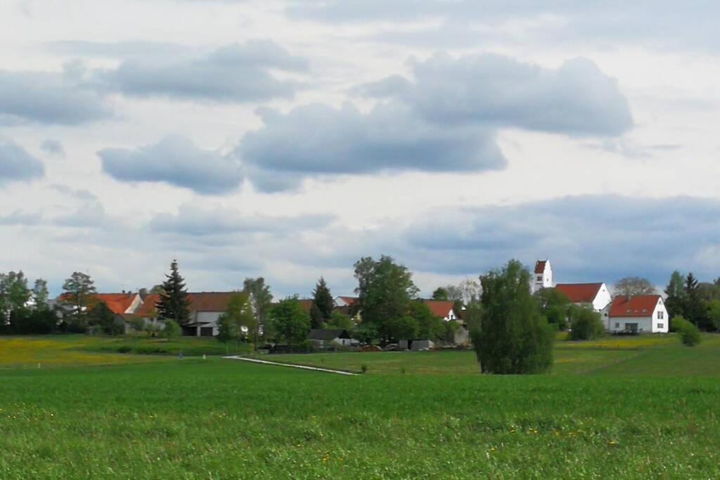 Charmantes Ferienhaeuschen Zwischen Muenchen Und Augsburg Ried  Ngoại thất bức ảnh